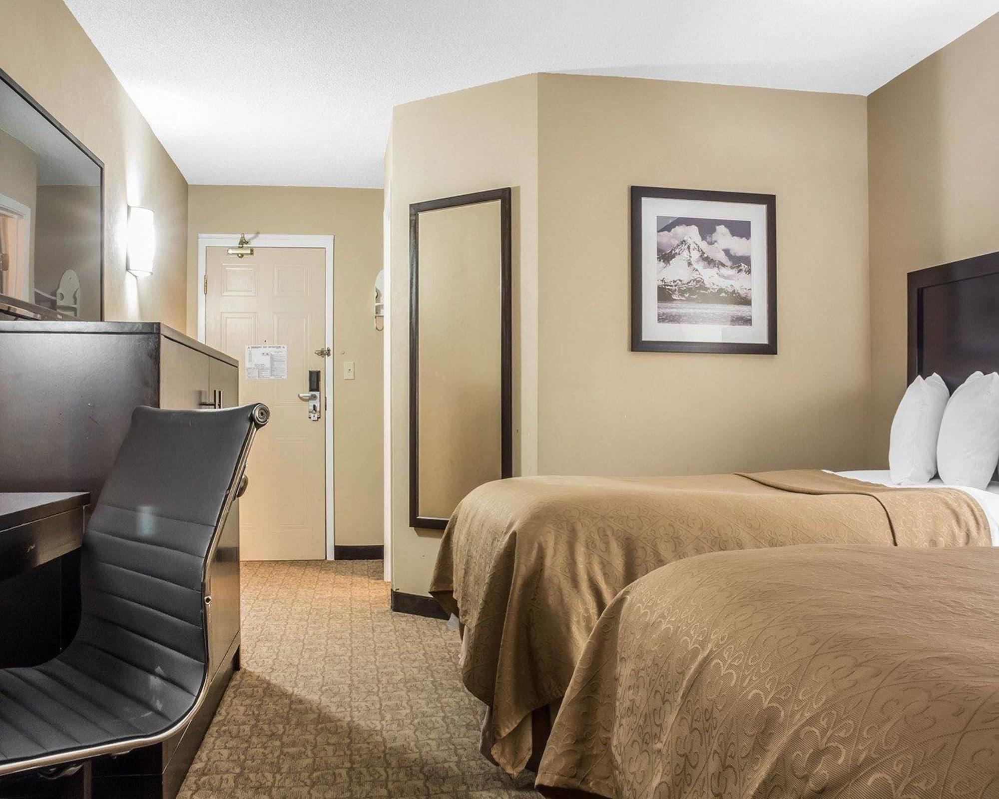 Days Inn By Wyndham แบร์รี ภายนอก รูปภาพ
