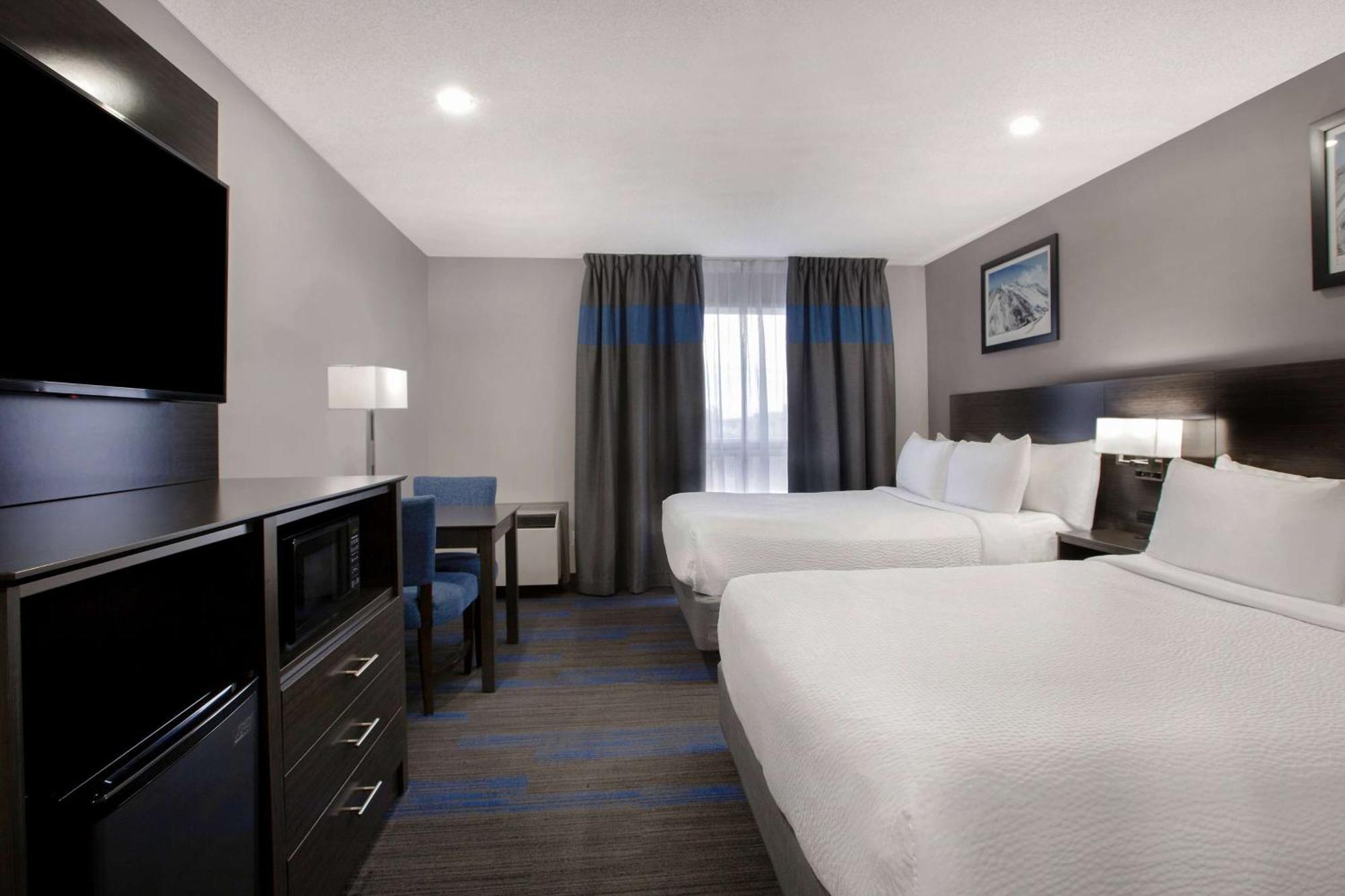 Days Inn By Wyndham แบร์รี ภายนอก รูปภาพ